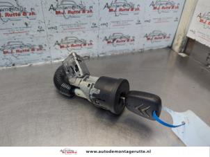 O185102 Gebruikte sleutel+contactslot Citroen C1