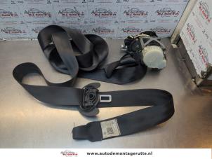 O185113 Gebruikte veiligheidsgordel rechts-voor Volkswagen Polo