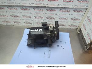Gebruikte Stuurbekrachtiging Pomp BMW Mini One/Cooper (R50) 1.6 16V Cooper Prijs € 300,00 Margeregeling aangeboden door Autodemontage M.J. Rutte B.V.