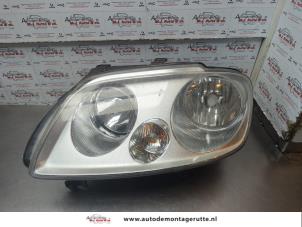 O185155 Gebruikte koplamp links Volkswagen Caddy