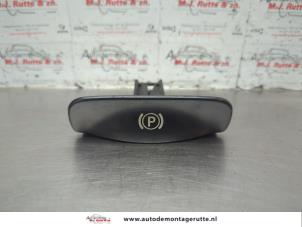 O185214 Gebruikte handremhendel Mercedes Vito