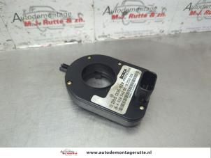 O185217 Gebruikte gier sensor Mercedes Vito
