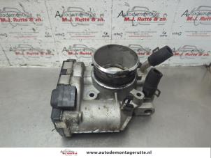 O185219 Gebruikte gasklephuis Kia Pro Cee'd