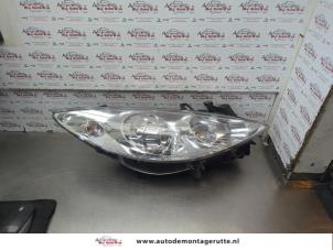 O185222 Gebruikte koplamp rechts Peugeot 307