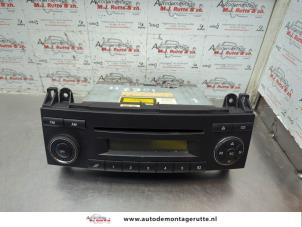 O185351 Gebruikte radio Mercedes Sprinter