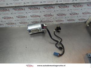 O185361 Gebruikte pomp servo Opel Corsa