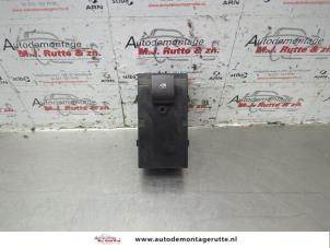 O185409 Gebruikte raam schakelaar elektrisch Opel Insignia