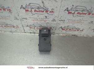 O185413 Gebruikte raam schakelaar elektrisch Opel Insignia