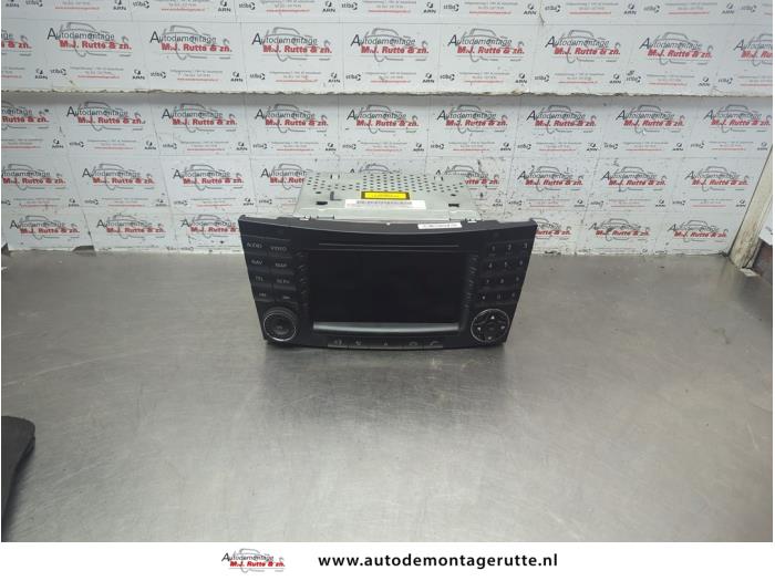 Gebruikte Radio Mercedes E-Klasse O185430