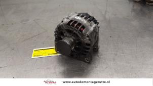 O185451 Gebruikte dynamo Opel Vivaro