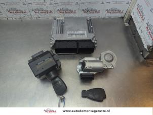 O185468 Gebruikte contactslot + computer Mercedes E-Klasse