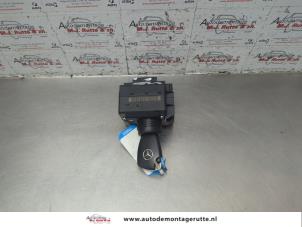 O185484 Gebruikte kontaktslot elektronisch Mercedes C-Klasse