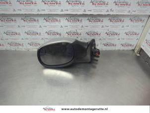 O185485 Gebruikte buitenspiegel links Peugeot 206