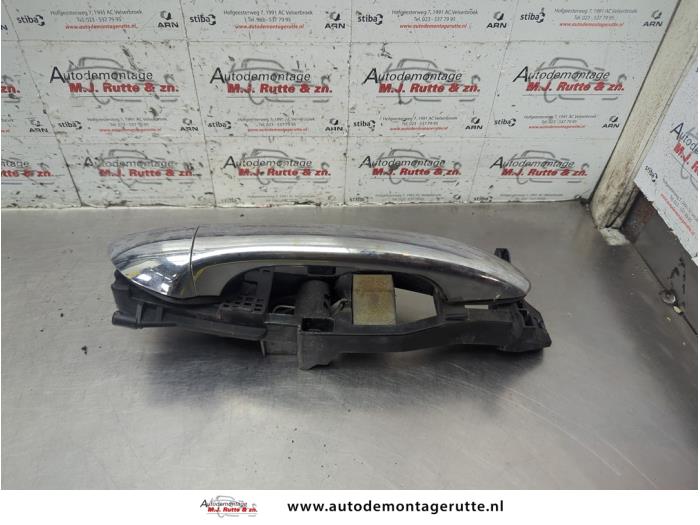 Gebruikte Deurgreep 4Deurs rechts-voor Mercedes E-Klasse O185491