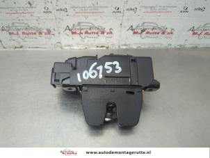O185524 Gebruikte slotmechaniek achterklep Peugeot 508
