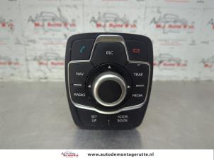 O185555 Gebruikte regelunit multi media Peugeot 508