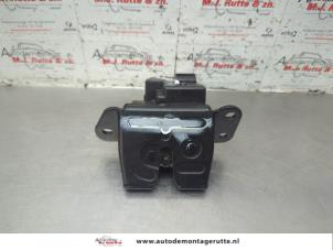 O185560 Gebruikte slotmechaniek achterklep Kia Pro Cee'd