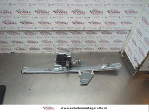 O185581 Gebruikte ruitmechaniek 2deurs links-voor Peugeot Partner