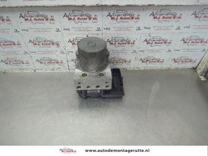 O185582 Gebruikte abs pomp Audi A4