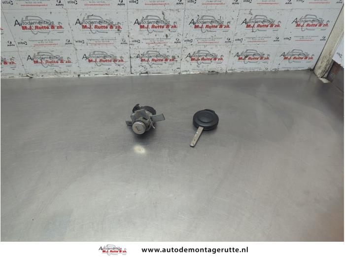 Gebruikte Deurslot Cilinder links Smart Forfour O185583