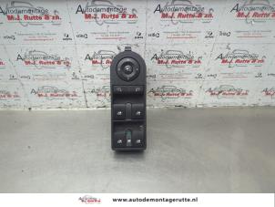 O185593 Gebruikte schakelblok ruiten Opel Astra