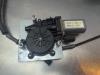Gebruikte Ruitmechaniek 2Deurs links-voor Volkswagen Fox O185601