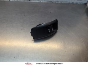 O185620 Gebruikte cabriodak bediening Peugeot 206