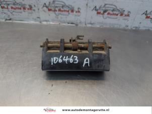 O185649 Gebruikte handgreep achterklep Nissan X-Trail