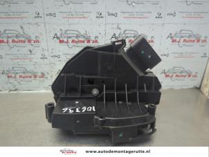 O185666 Gebruikte slotmechaniek portier 4deurs rechts-voor Ford Grand C-Max