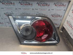 O185678 Gebruikte achterlicht links Mazda 6.