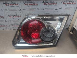 O185680 Gebruikte achterlicht rechts Mazda 6.