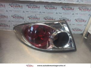 O185686 Gebruikte achterlicht links Mazda 6.