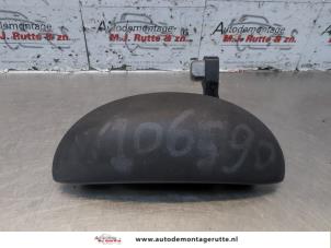 O185714 Gebruikte portiergreep 2deurs links Citroen C1