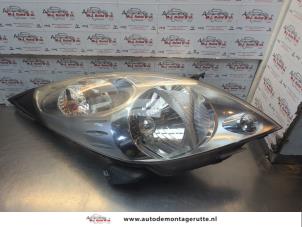 O185736 Gebruikte koplamp rechts Chevrolet Spark