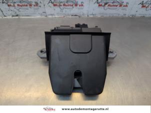 O185754 Gebruikte slotmechaniek achterklep Ford Grand C-Max