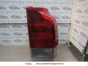 O185761 Gebruikte achterlicht rechts Volvo V70