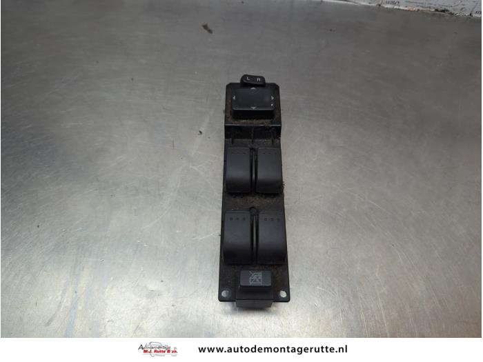 Gebruikte Schakelblok ruiten Mazda 5. O185778