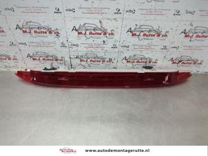O185780 Gebruikte remlicht extra midden Mazda 5.