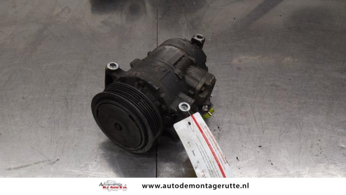 Gebruikte Pomp Airco Volkswagen Golf O185897