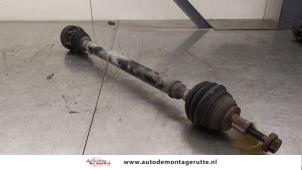 O185932 Gebruikte aandrijfas rechts-voor Volkswagen Golf
