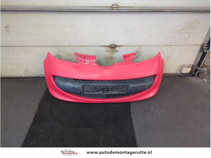 Gebruikte Voorbumper Peugeot 107 O185961