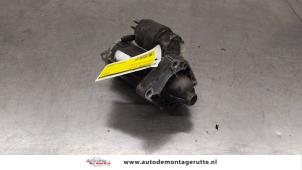O185978 Gebruikte startmotor Opel Vivaro