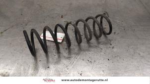 O186037 Gebruikte veerschroef achter Volvo V40