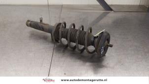 O186050 Gebruikte schokdemperpoot rechts-voor Citroen C2