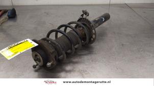 O186052 Gebruikte veerpoot rechts-voor Volkswagen Golf