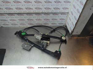 O186078 Gebruikte raammechaniek 2deurs rechts-voor Peugeot 206