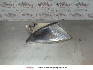 O186121 Gebruikte knipperlicht rechts Mitsubishi Carisma