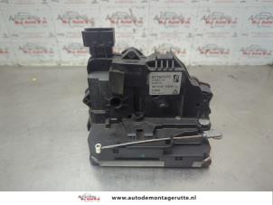 O186168 Gebruikte slotmechaniek portier 4deurs rechts-achter Fiat Punto Grande