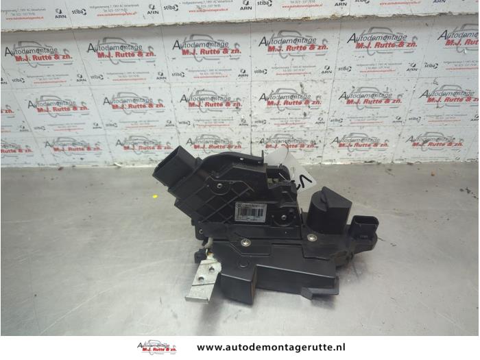 Gebruikte Deurslot Mechaniek 4Deurs links-voor Ford Mondeo O186179
