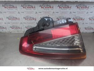 O186182 Gebruikte achterlicht links Ford Mondeo